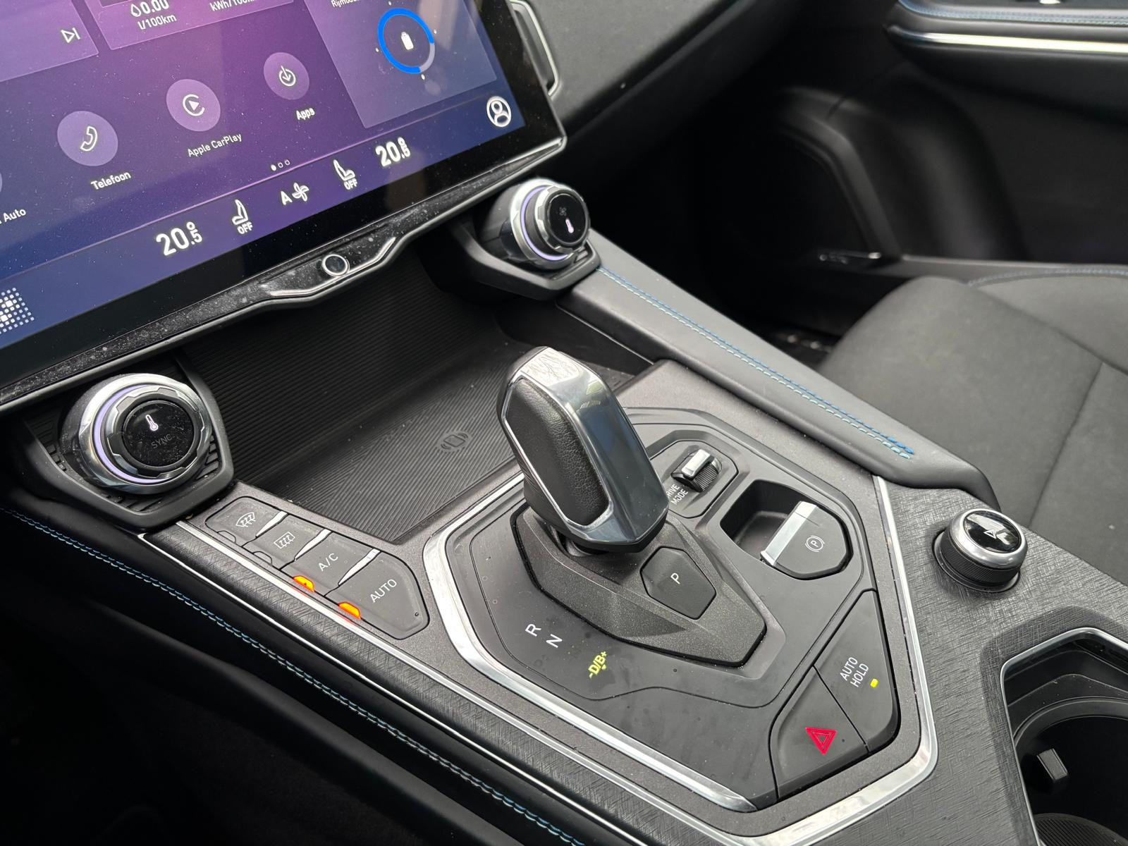 Hoofdafbeelding Lynk & Co 01