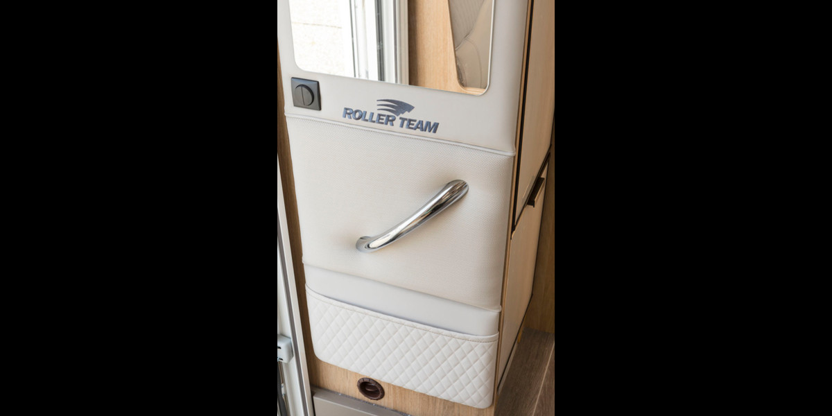 Hoofdafbeelding Roller TEAM ZEFIRO