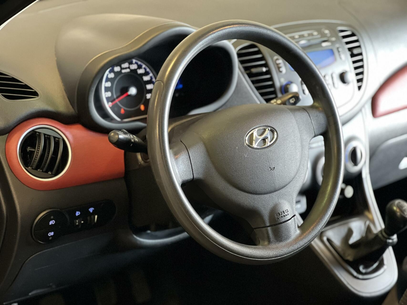 Hoofdafbeelding Hyundai i10