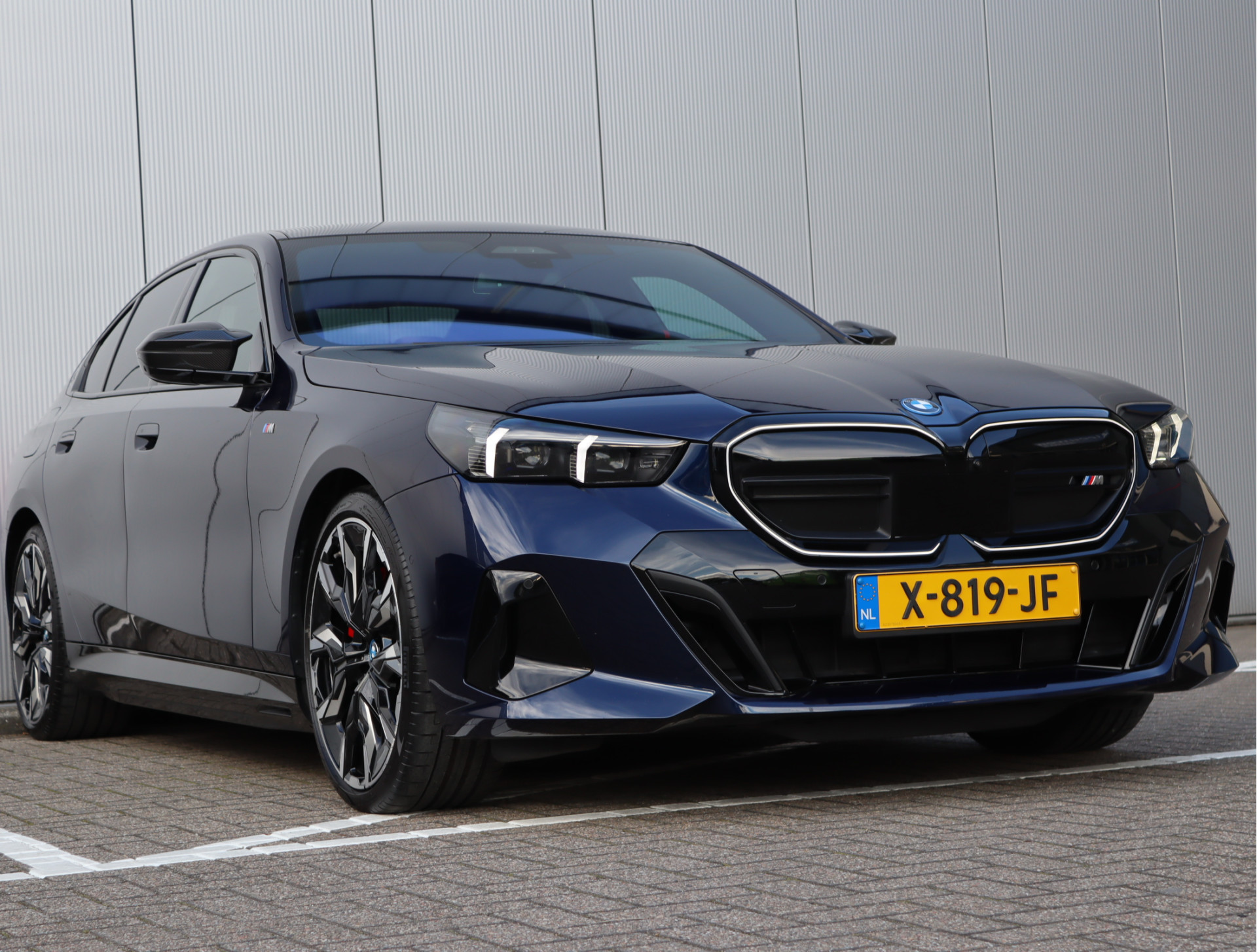 Hoofdafbeelding BMW i5