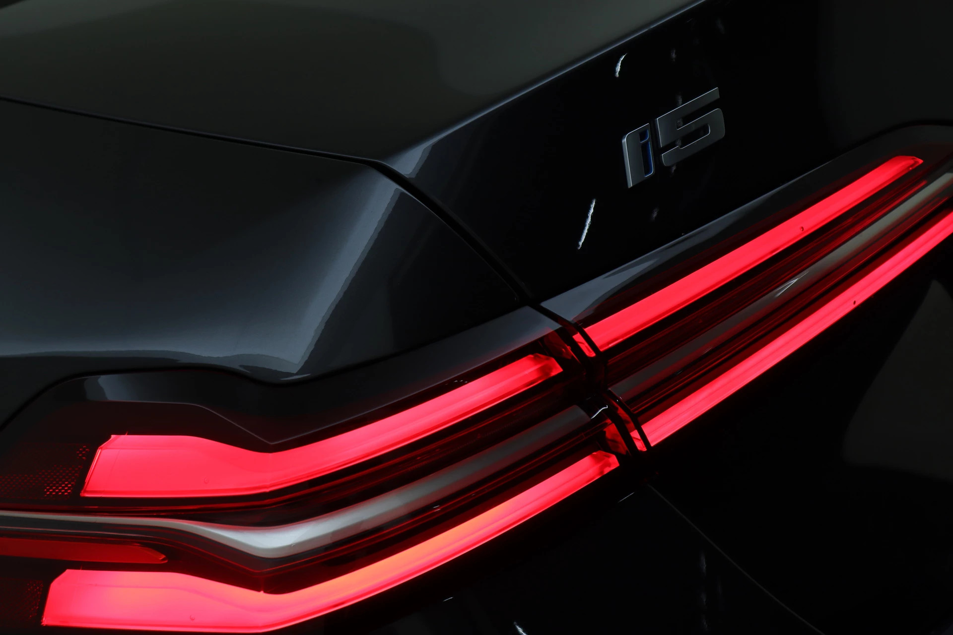 Hoofdafbeelding BMW i5