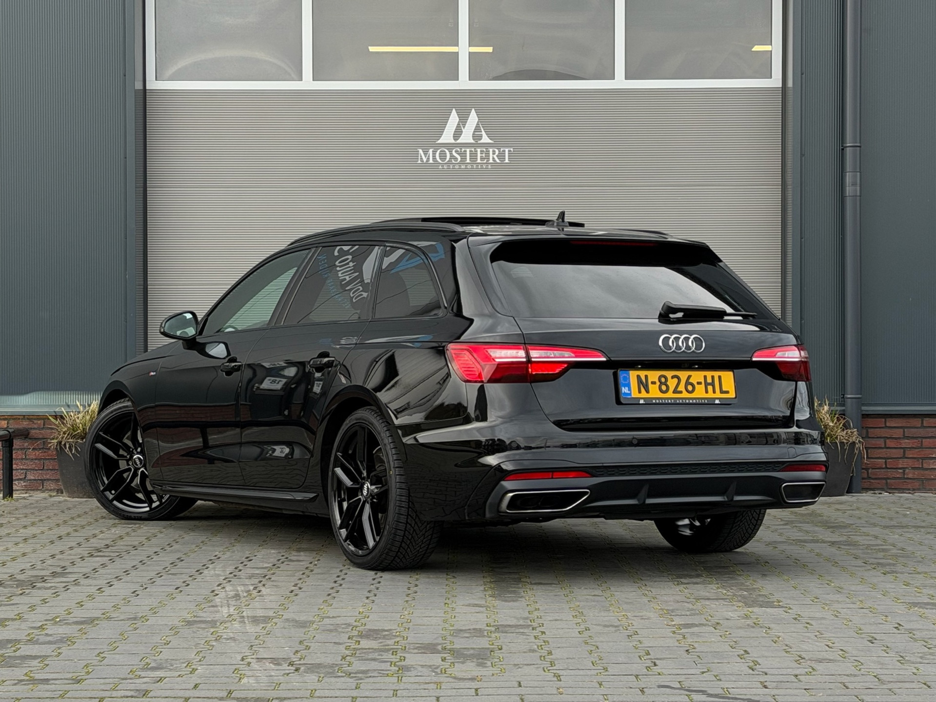 Hoofdafbeelding Audi A4