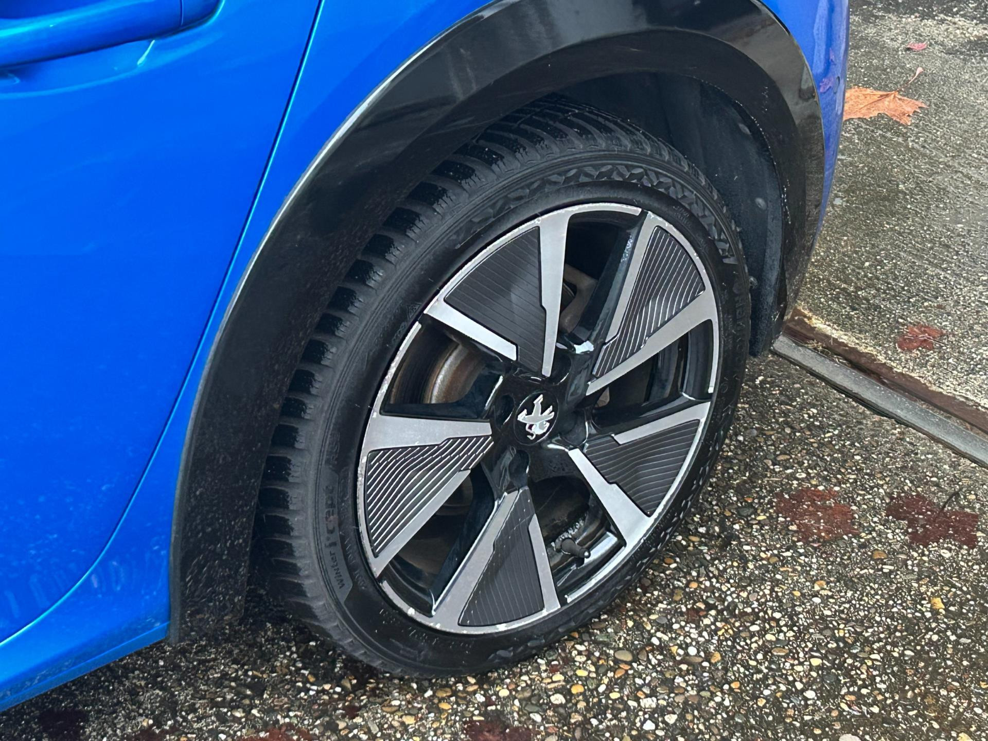 Hoofdafbeelding Peugeot e-208