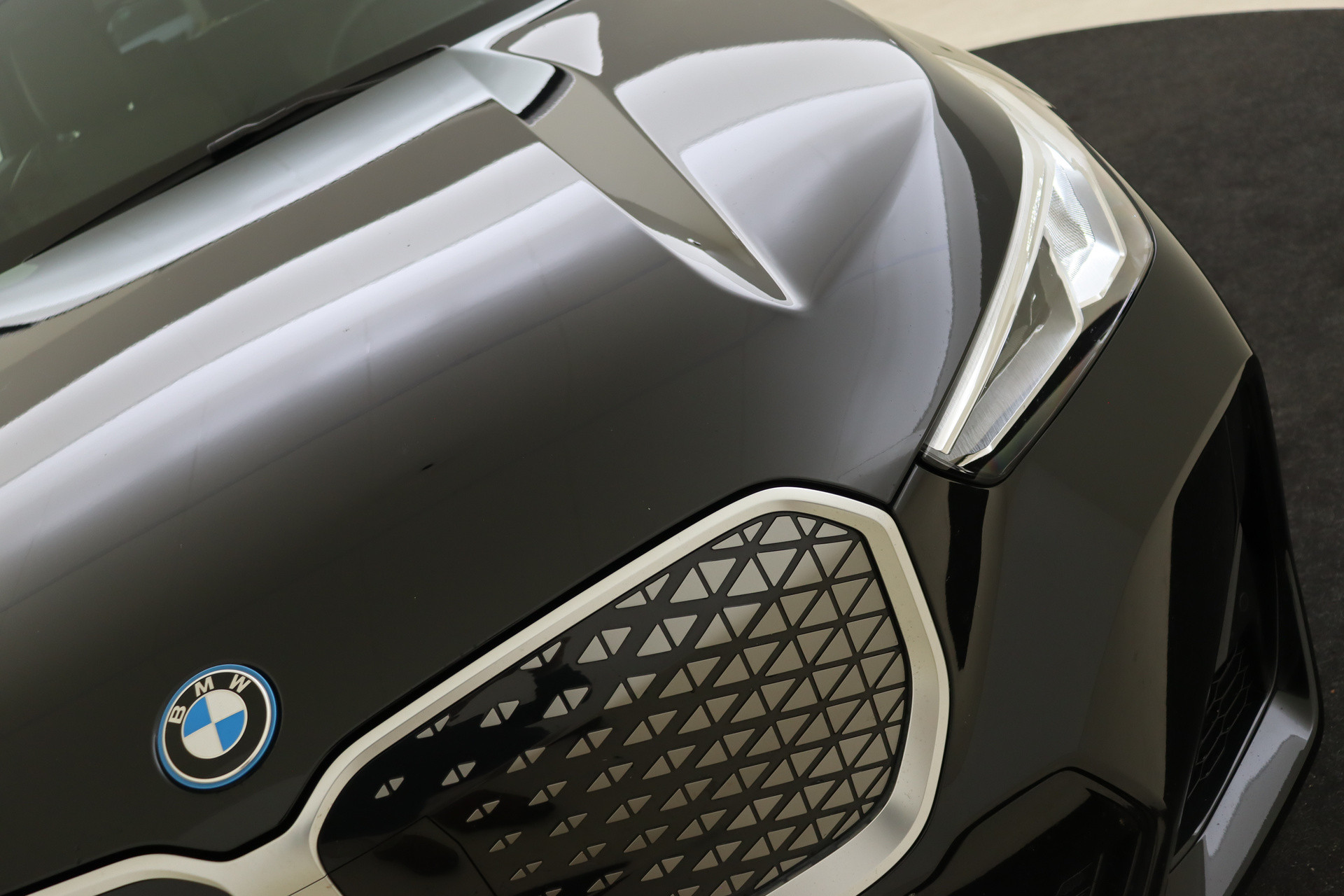 Hoofdafbeelding BMW iX1