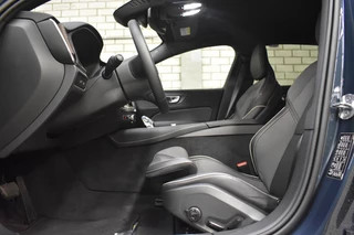 Volvo V60 Volvo V60 T6 350PK AWD PLUS DARK | HEICO spoiler | Trekhaak | Styling pack - afbeelding nr 8