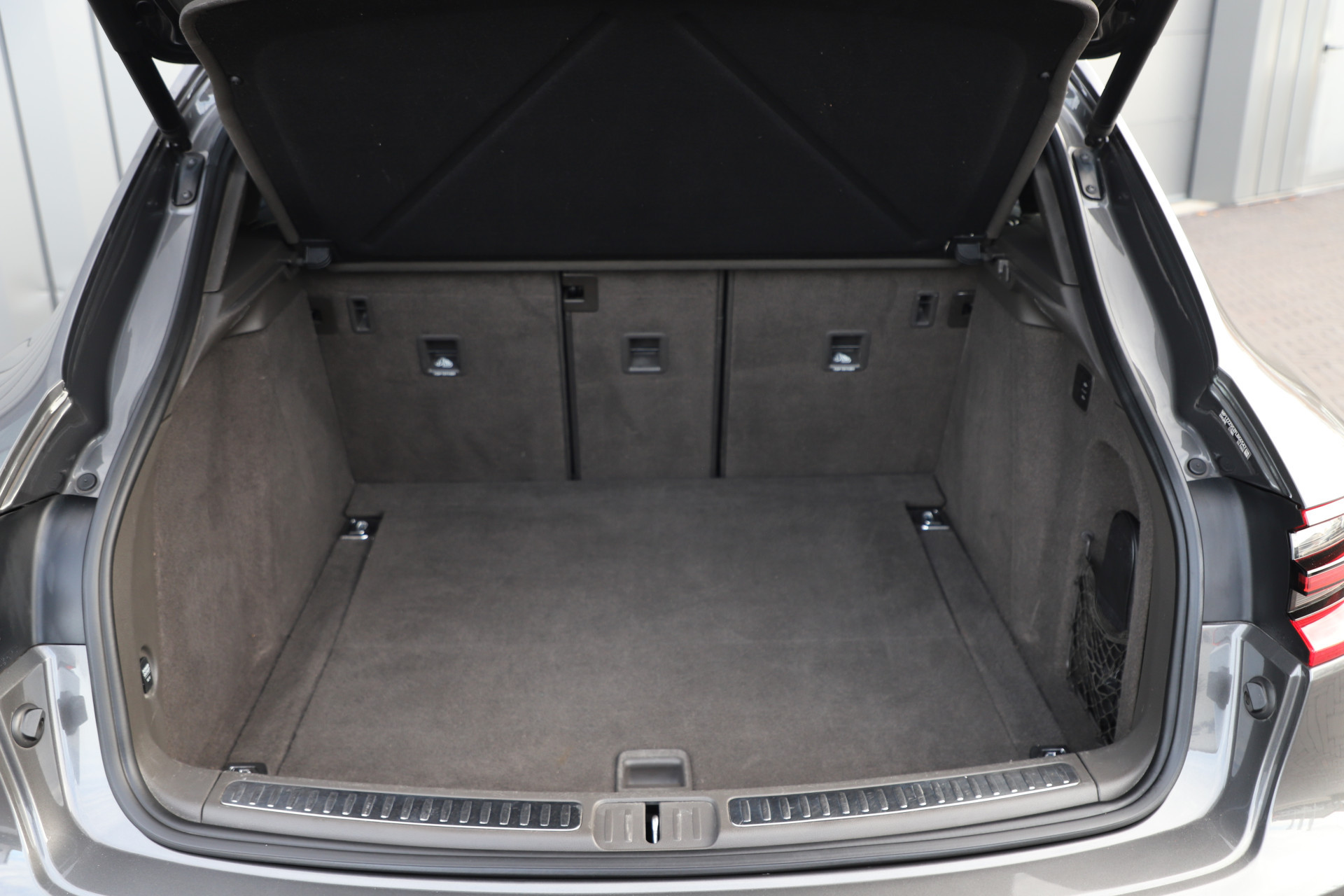 Hoofdafbeelding Porsche Macan