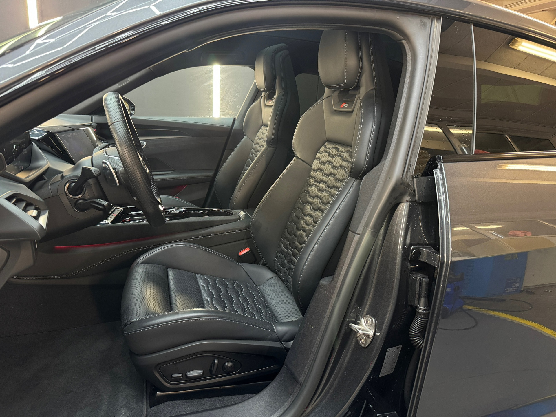 Hoofdafbeelding Audi e-tron GT