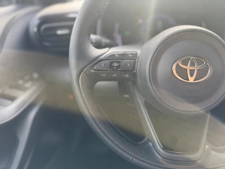 Toyota Yaris Cross Toyota Yaris Cross 1.5 Hybrid 130 Style Edition Parkeersensoren V+A, Dodehoeksensor, Navigatie , All-in Rijklaarprijs - afbeelding nr 26