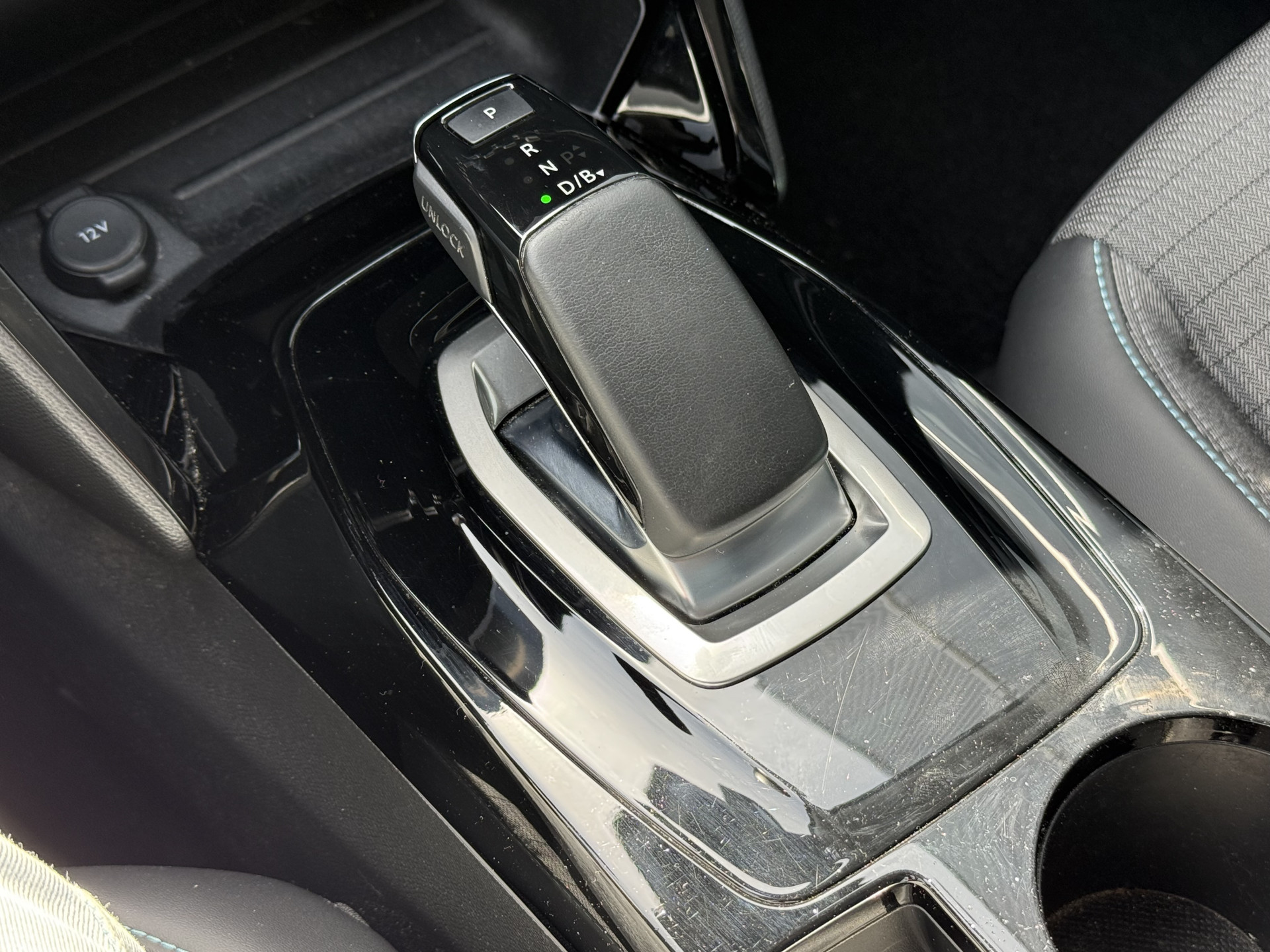 Hoofdafbeelding Peugeot e-2008