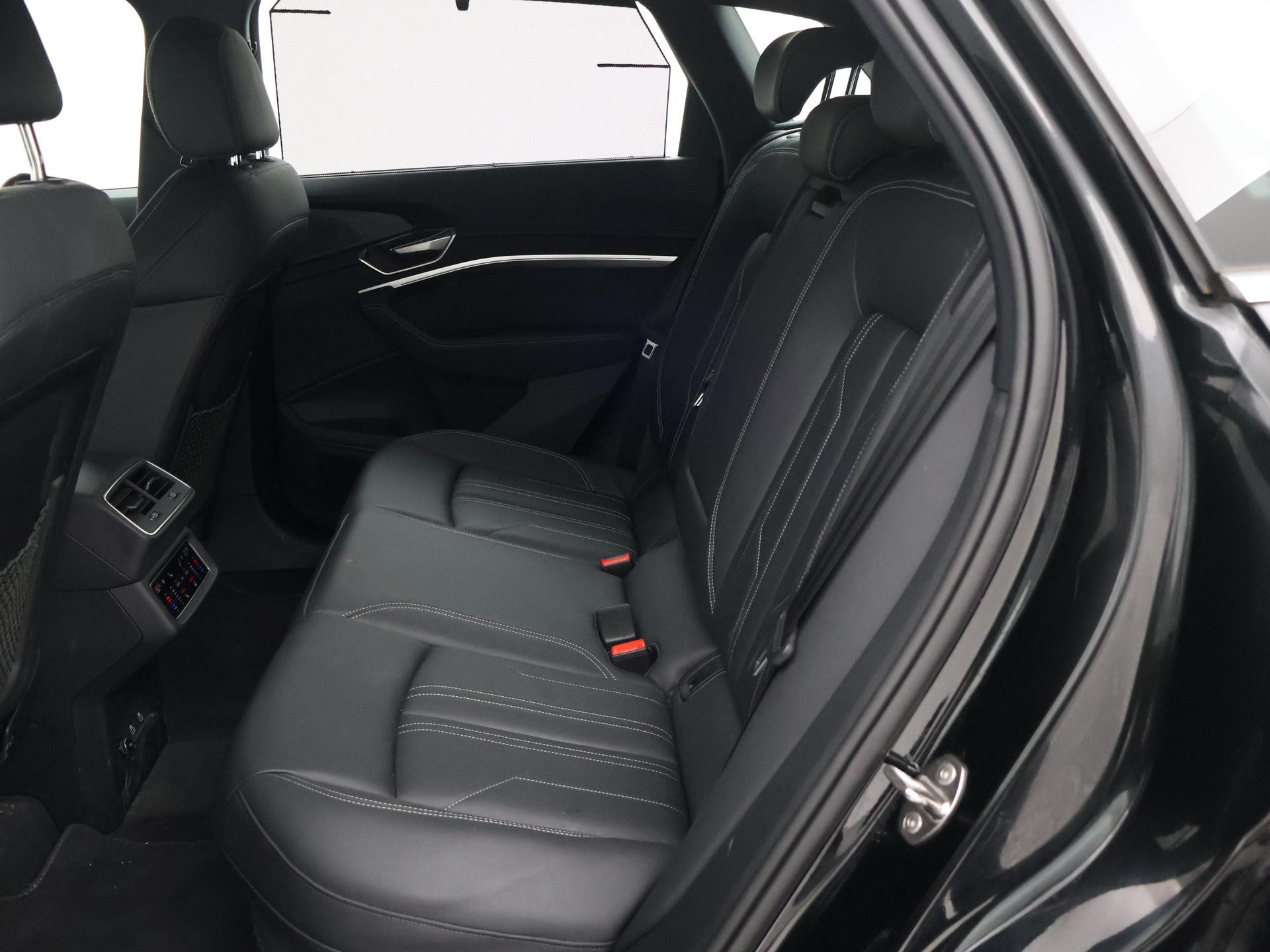 Hoofdafbeelding Audi Q8 e-tron