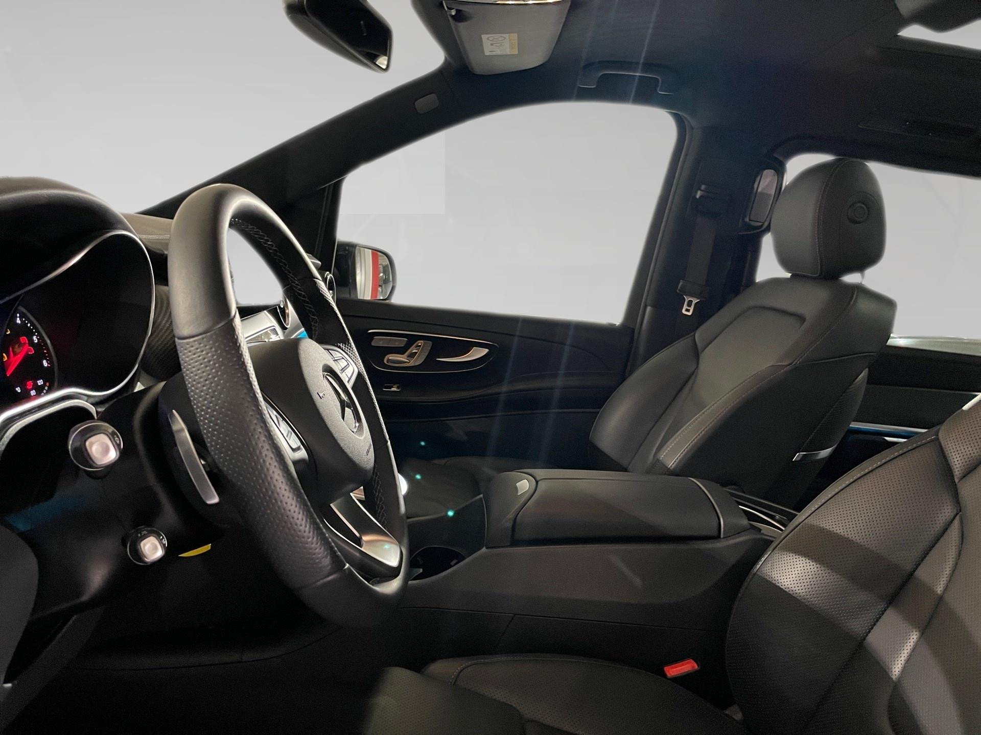 Mercedes-Benz-Classe V-image-3