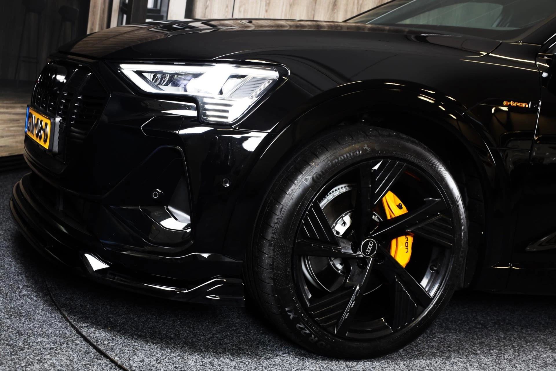 Hoofdafbeelding Audi e-tron