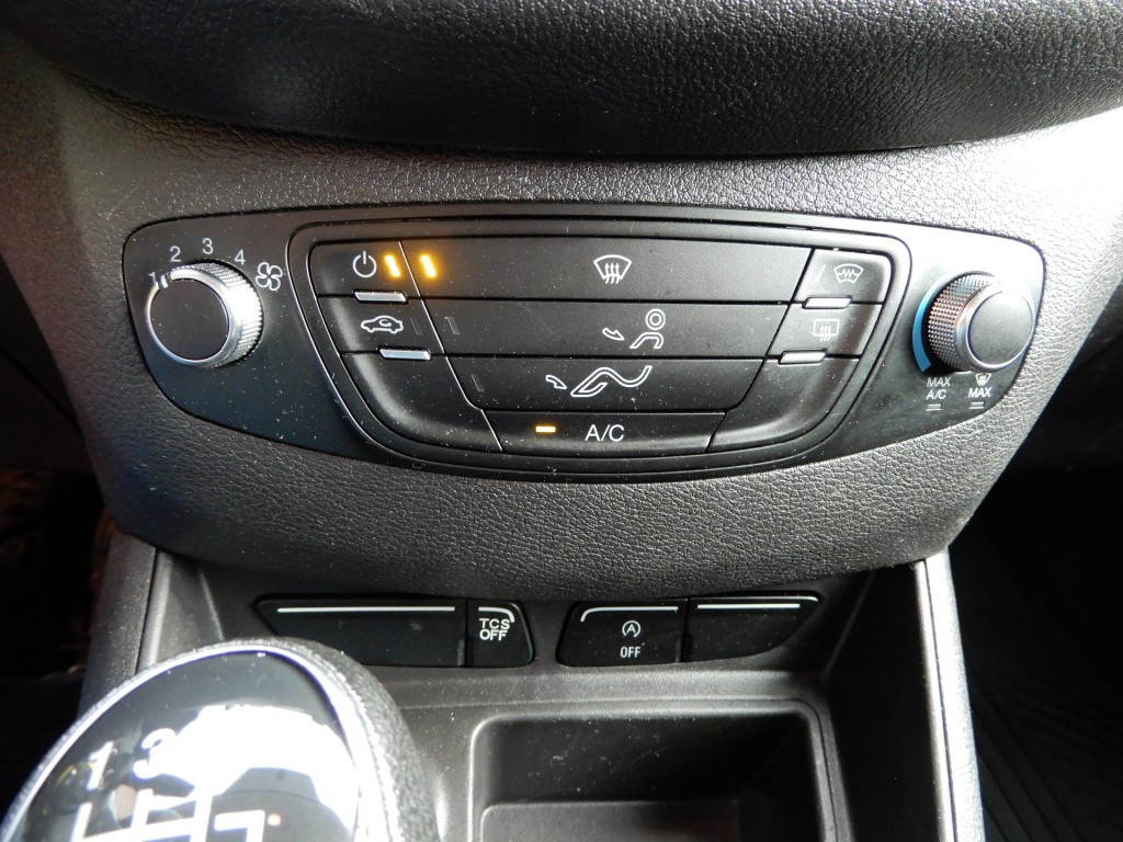 Hoofdafbeelding Ford Transit Courier