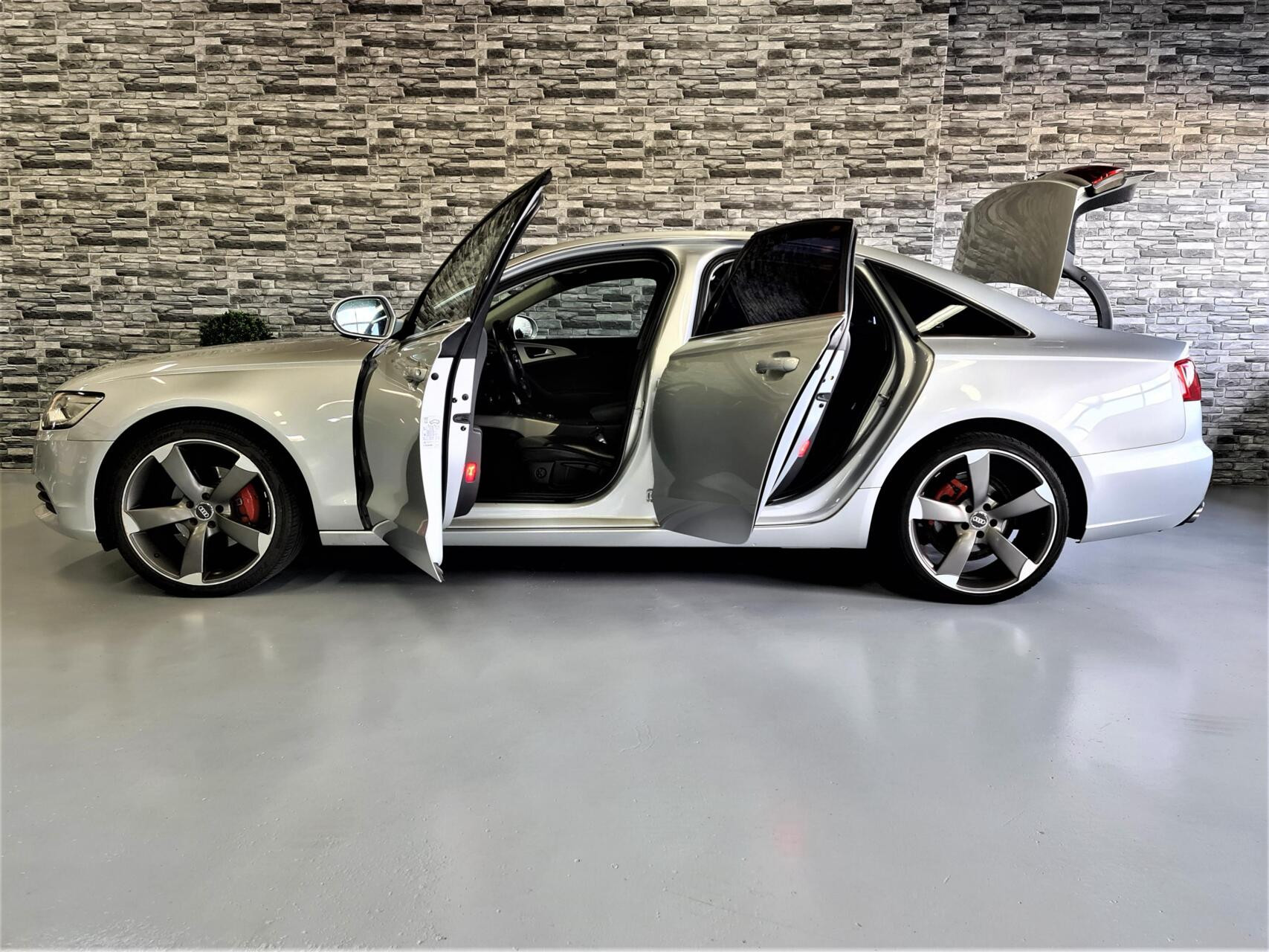 Hoofdafbeelding Audi A6