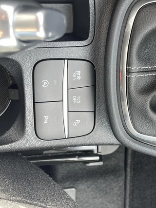 Ford Puma Ford Puma 1.0 EcoBoost Hybrid Titanium 125pk | Winterpack | Climate control | Achteruitrijcamera | Navigatie - afbeelding nr 13
