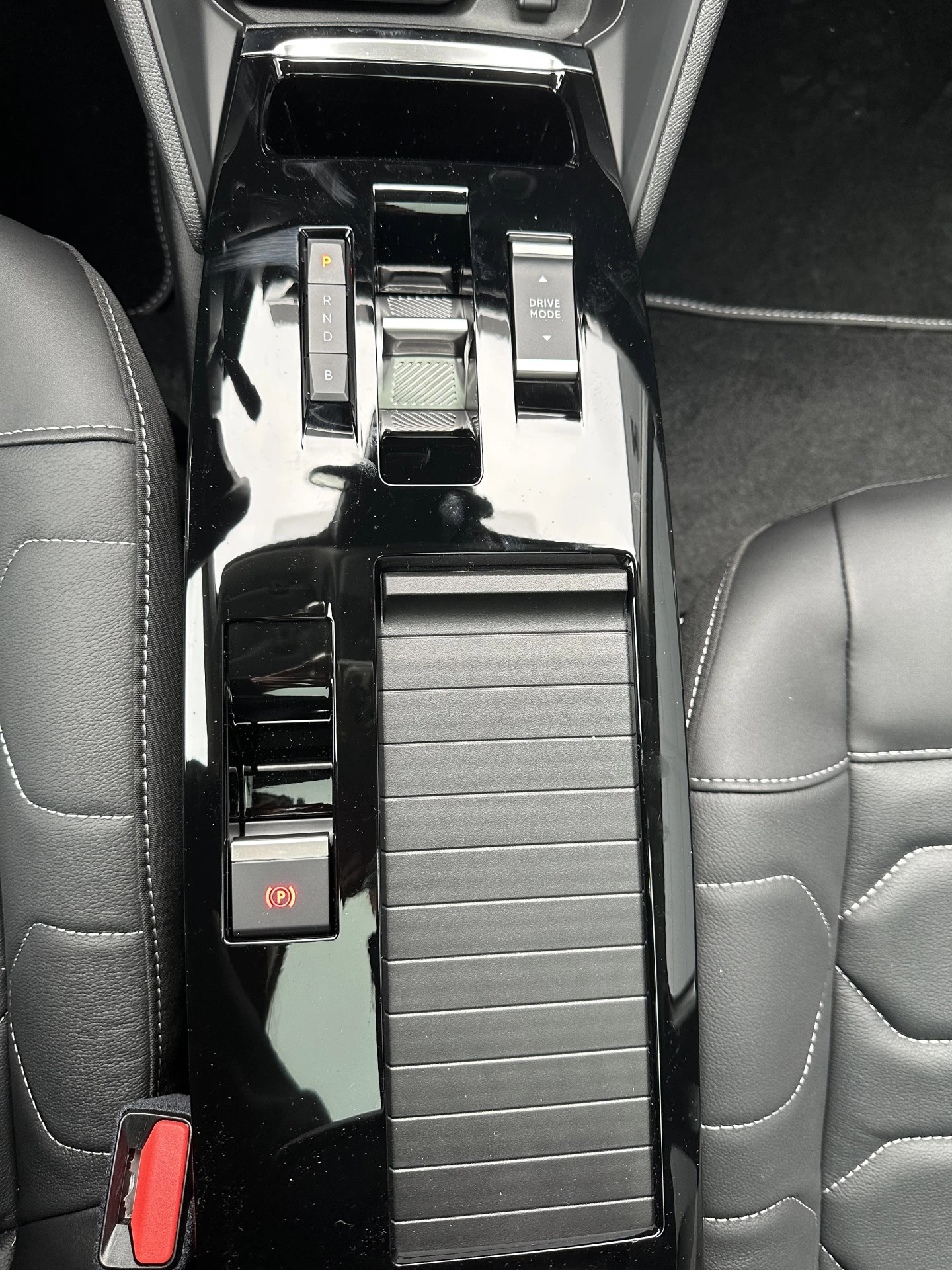 Hoofdafbeelding Citroën ë-C4 X