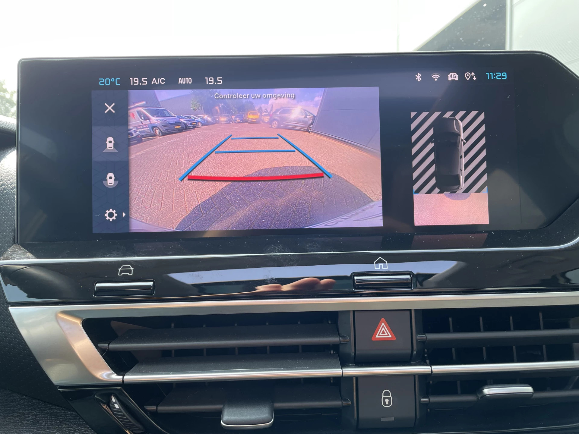 Hoofdafbeelding Citroën ë-C4 X