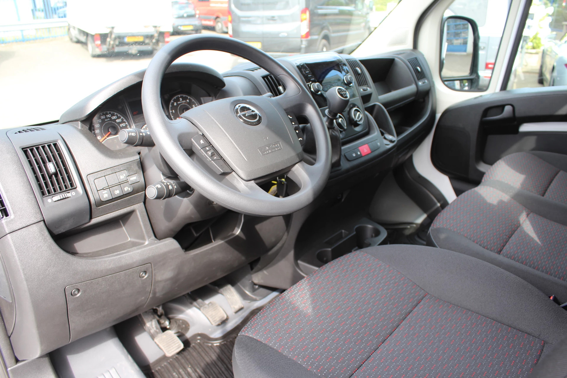 Hoofdafbeelding Opel Movano