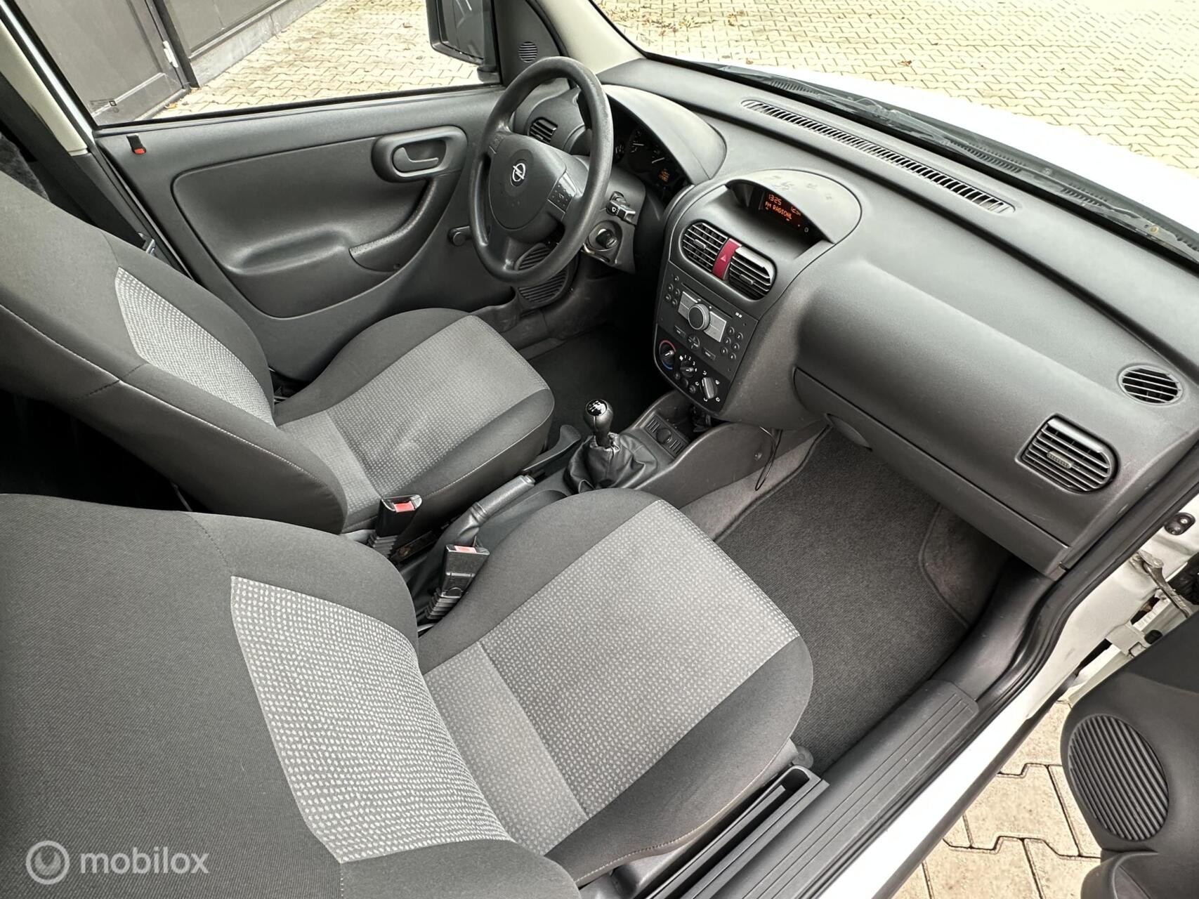 Hoofdafbeelding Opel Combo