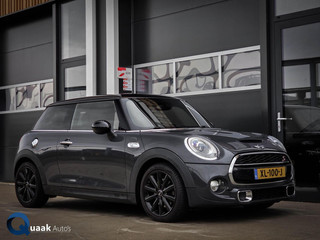 Hoofdafbeelding MINI Cooper S Mini Cooper S 2.0 Chili Serious Business | LEDER | KEYLESS | LED | STOELVERWARMING