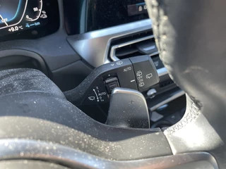BMW 3 Serie BMW 3 Serie Touring 320e Business Edition Plus | Leder | Stoelverw. | PDC - afbeelding nr 16