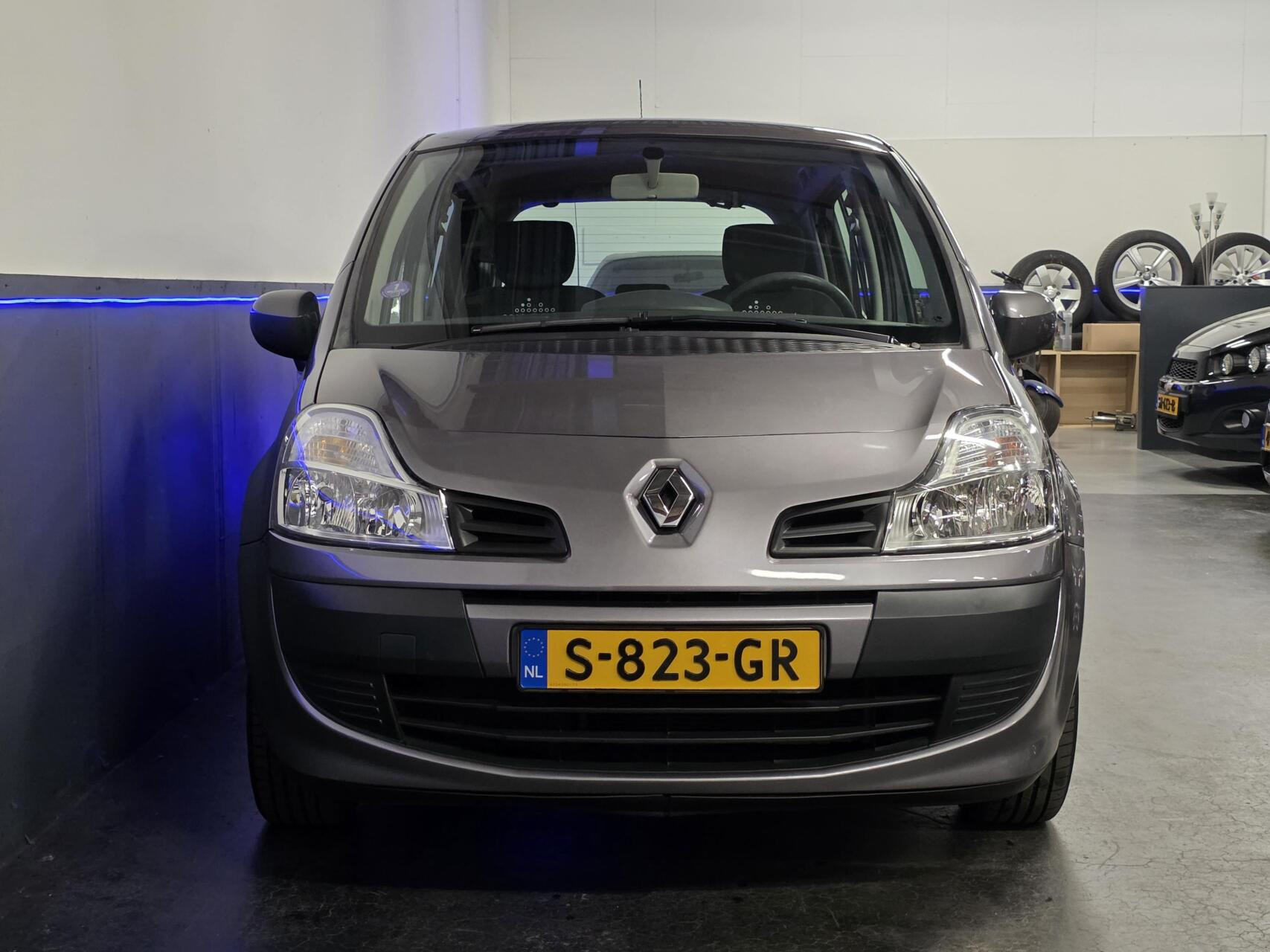 Hoofdafbeelding Renault Modus