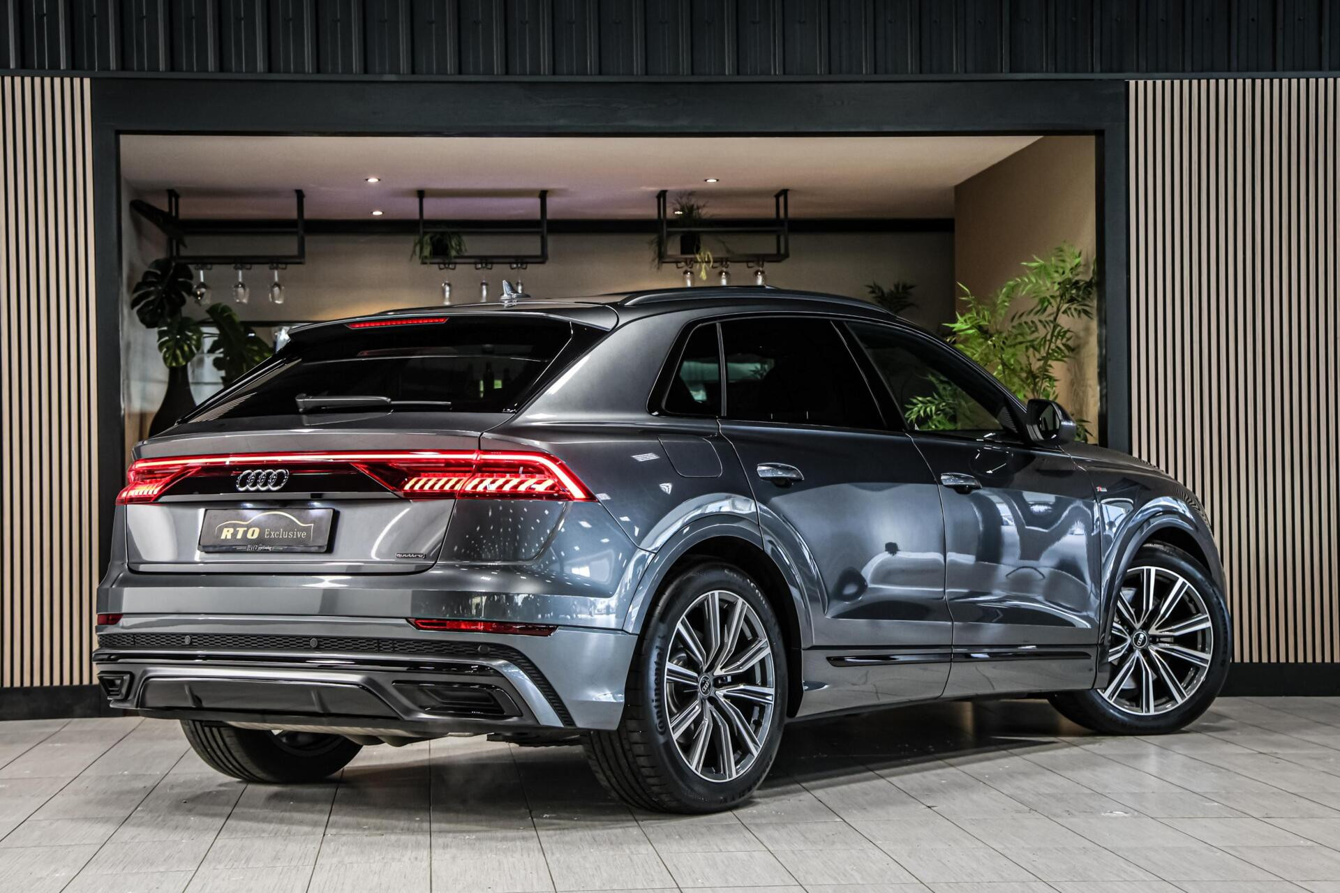Hoofdafbeelding Audi Q8