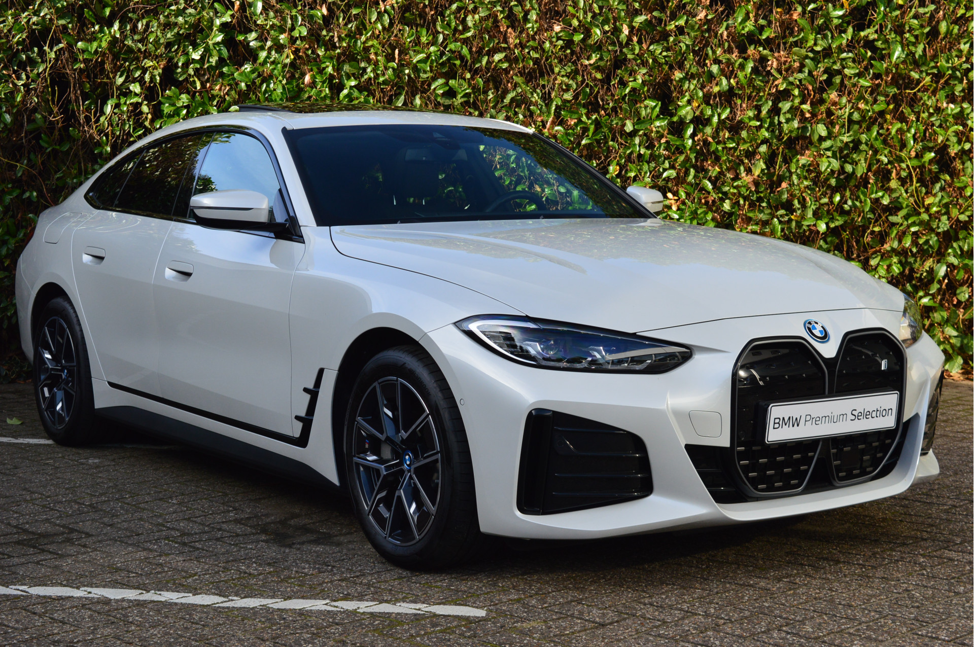 Hoofdafbeelding BMW i4