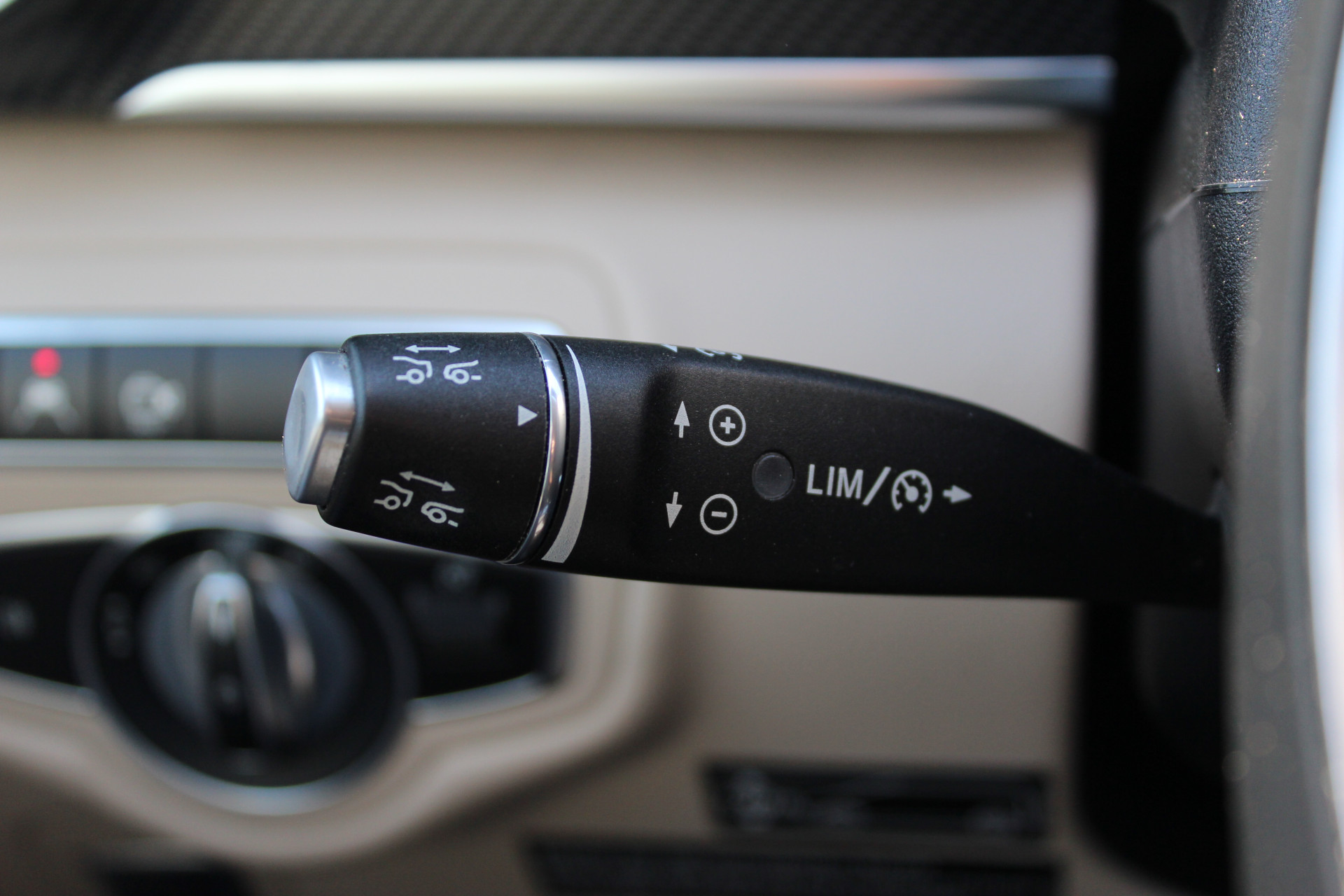 Hoofdafbeelding Mercedes-Benz Marco Polo