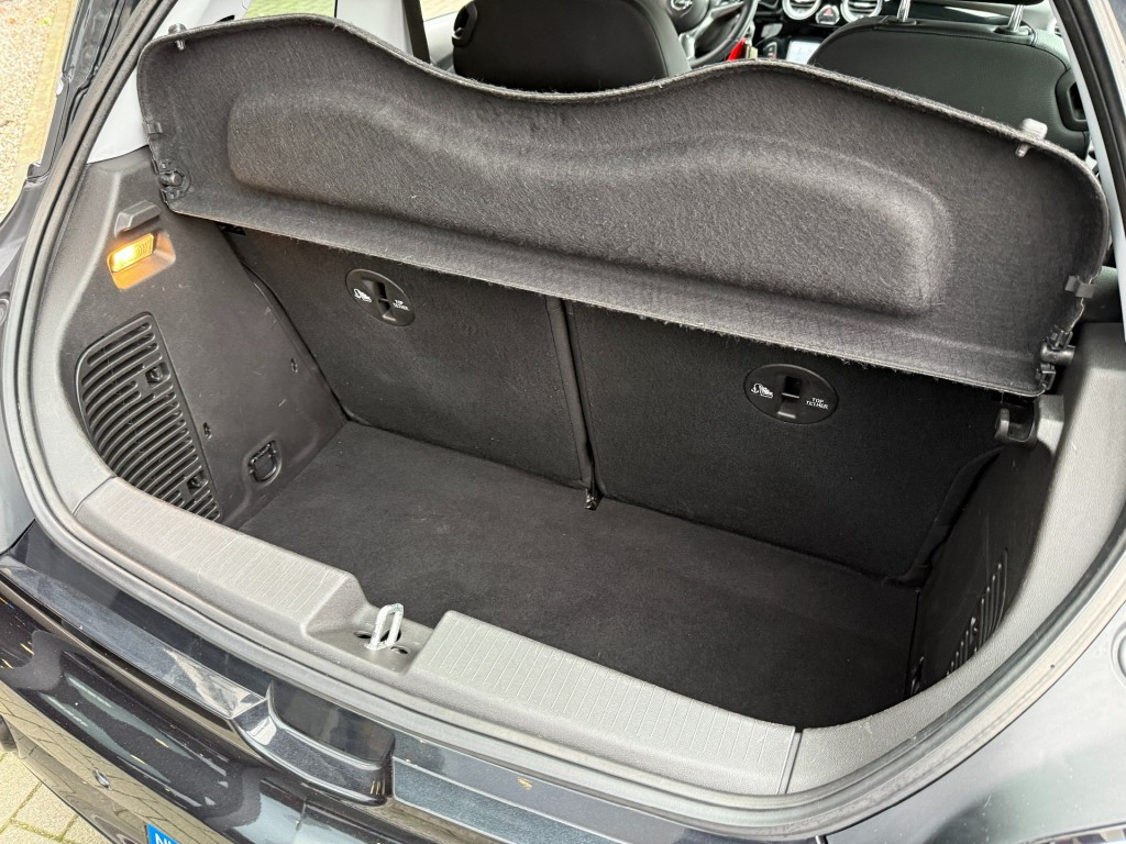 Hoofdafbeelding Opel ADAM