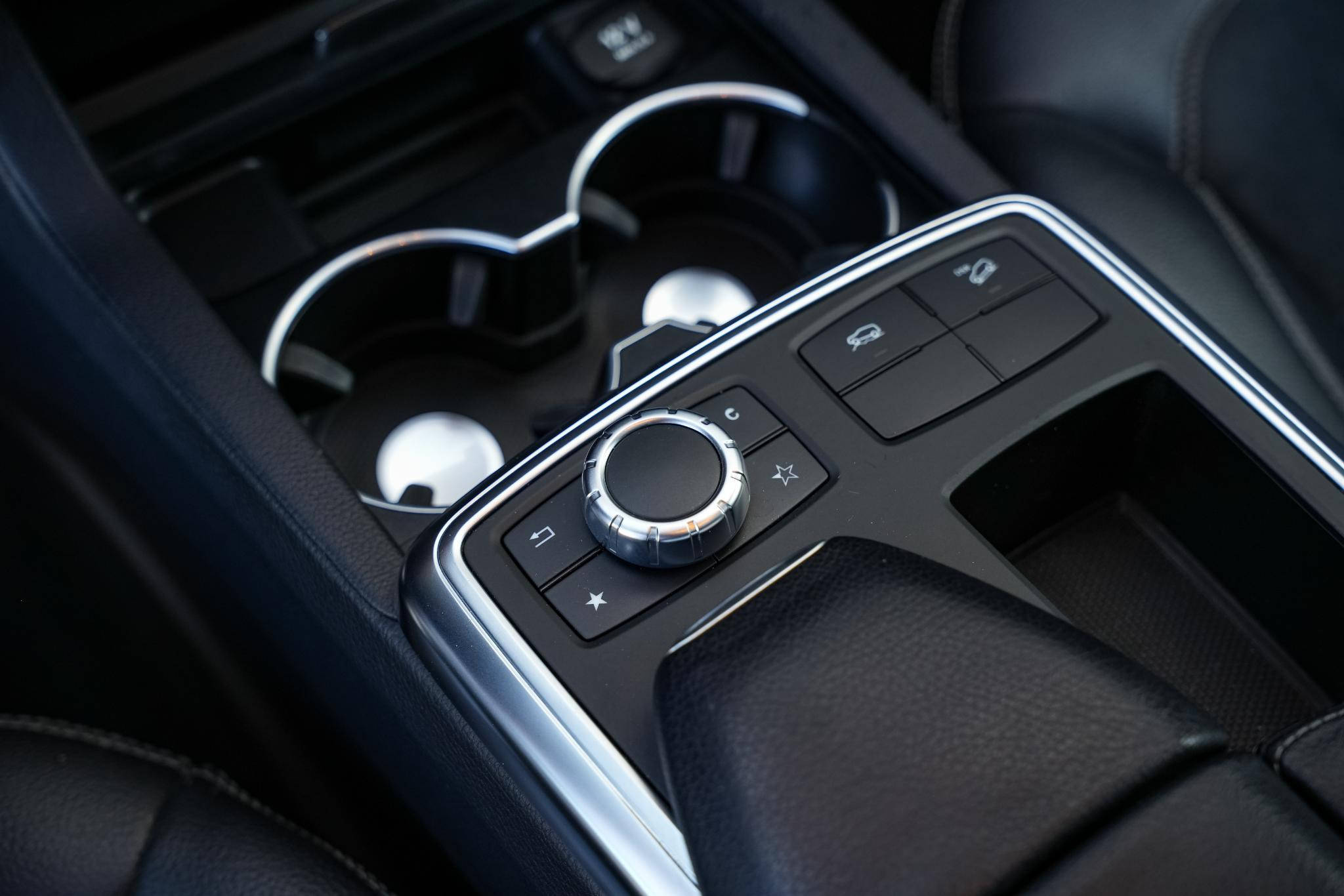 Hoofdafbeelding Mercedes-Benz M-Klasse