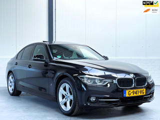 Hoofdafbeelding BMW 3 Serie BMW 3-serie 330e High Executive Individual|SoH 86%|Schuifdak| H.U.D