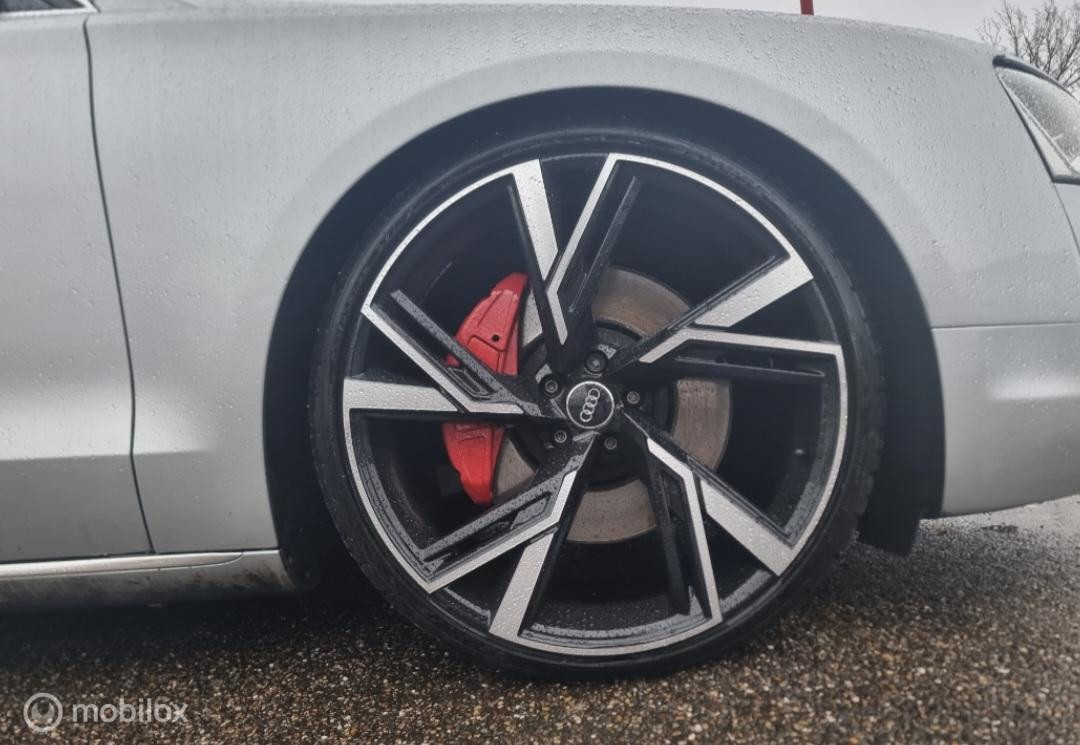 Hoofdafbeelding Audi A8