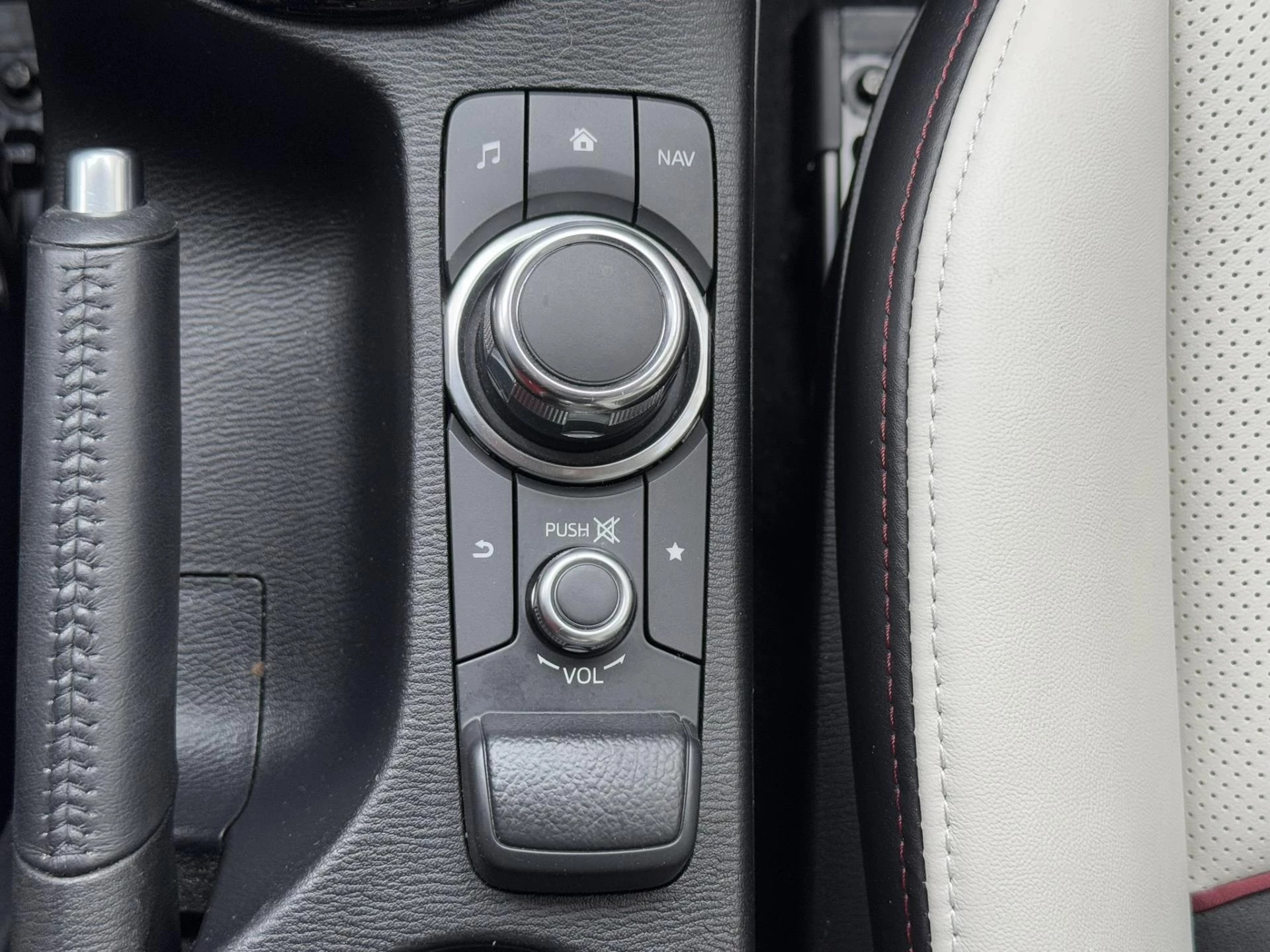 Hoofdafbeelding Mazda CX-3