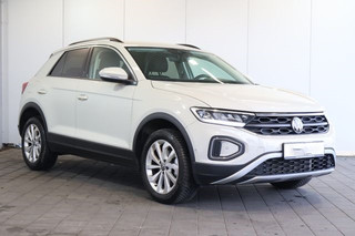 Volkswagen T-Roc 1.5 TSI (110kW/150 pk) DSG-7 AUT. ** LED, VIRTUAL, LANE ASS, TREKH, 17-inch LMV, PRIVACY ** 1e EIG - UNFALLFREI ** ** INFORMEER OOK NAAR ONZE AANTREKKELIJKE FINANCIAL-LEASE TARIEVEN **