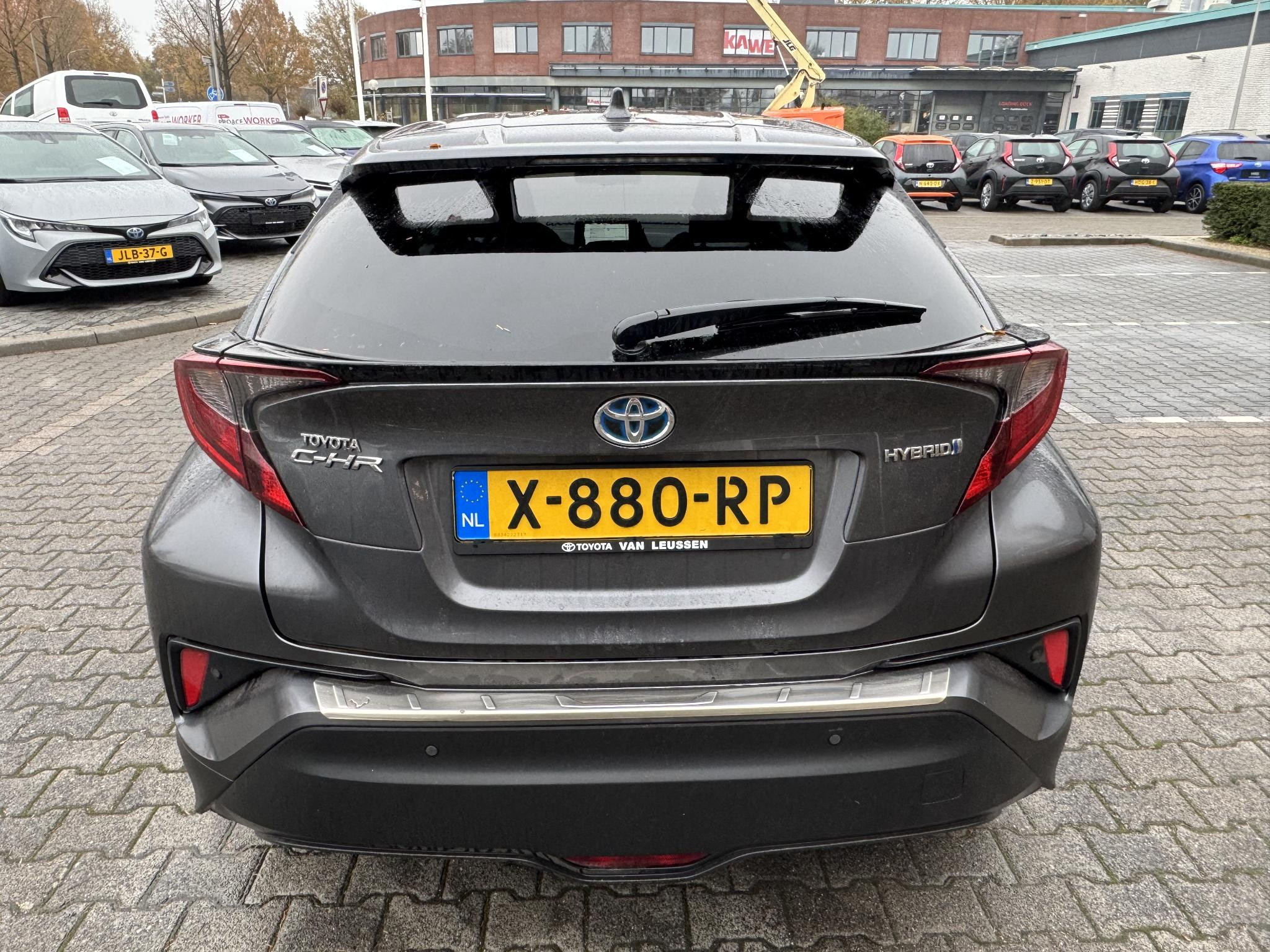 Hoofdafbeelding Toyota C-HR