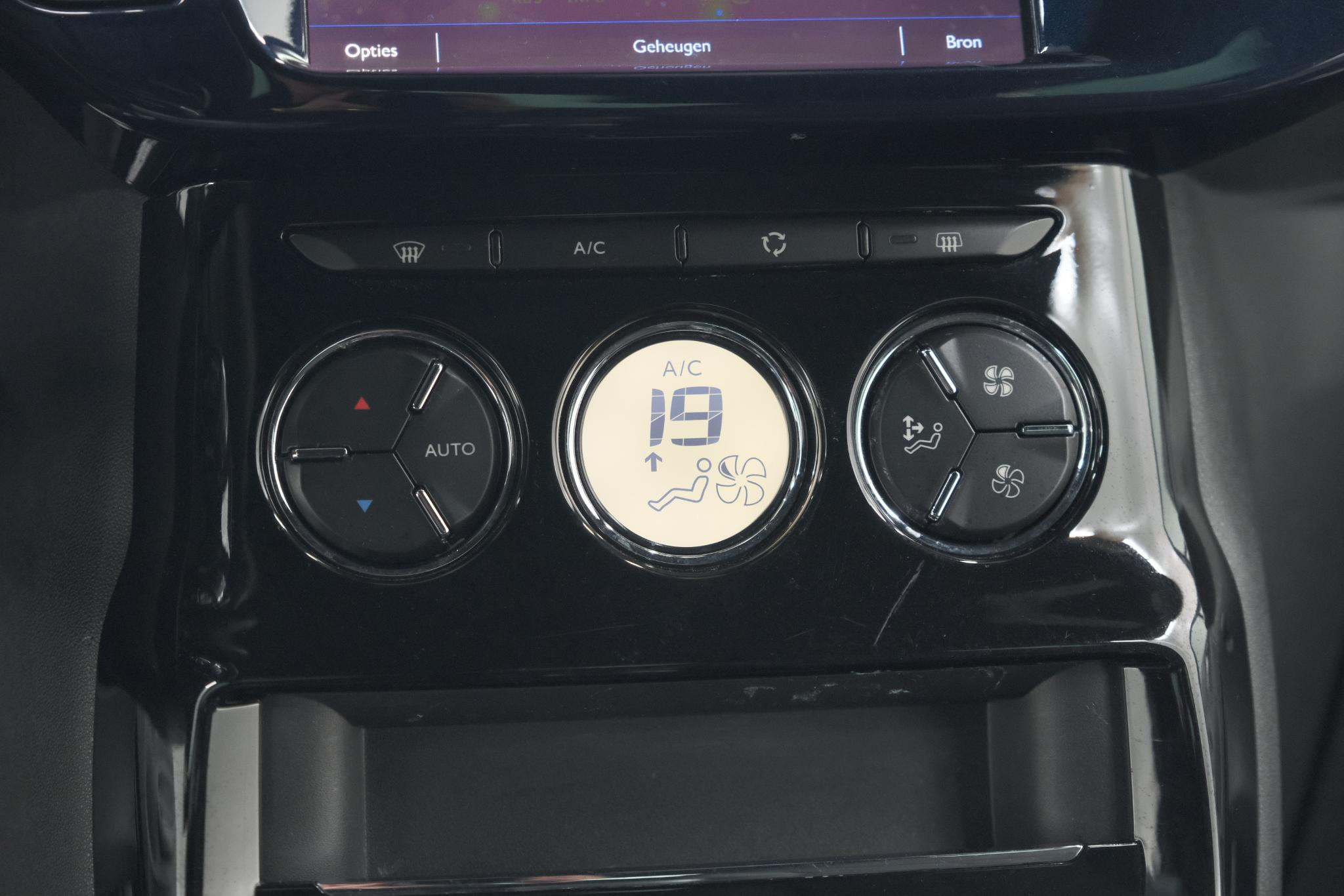 Hoofdafbeelding DS DS 3