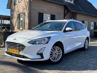 Ford Focus Wagon 1.5 120pk autom Tit Bns ecc,navi,lmv,cruise,pdc,chroom,dglas