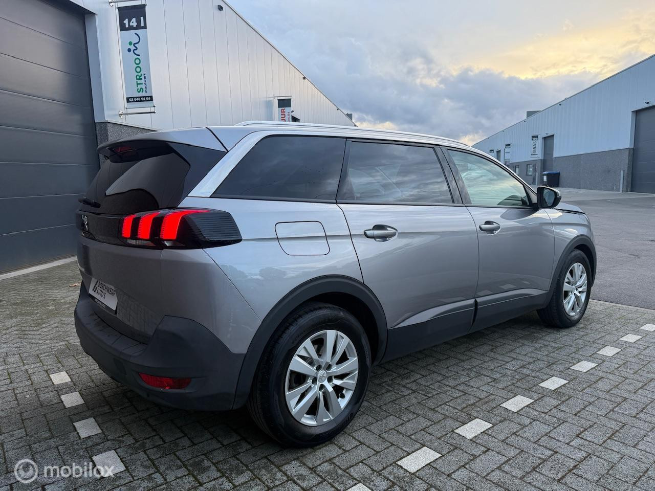 Hoofdafbeelding Peugeot 5008