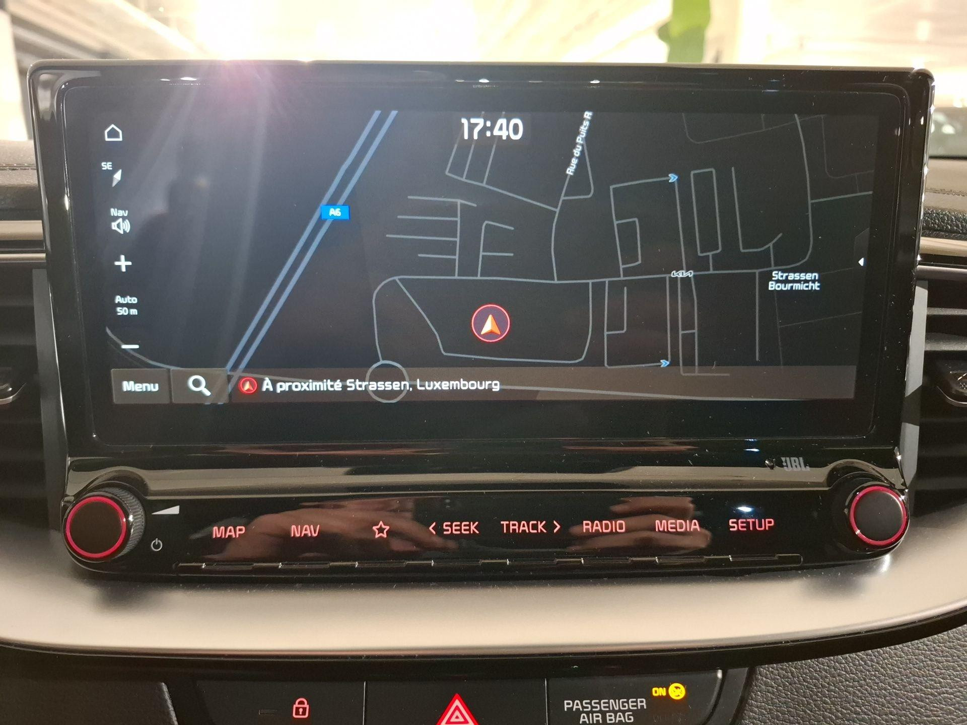 Kia-Ceed Sportswagon-image-2