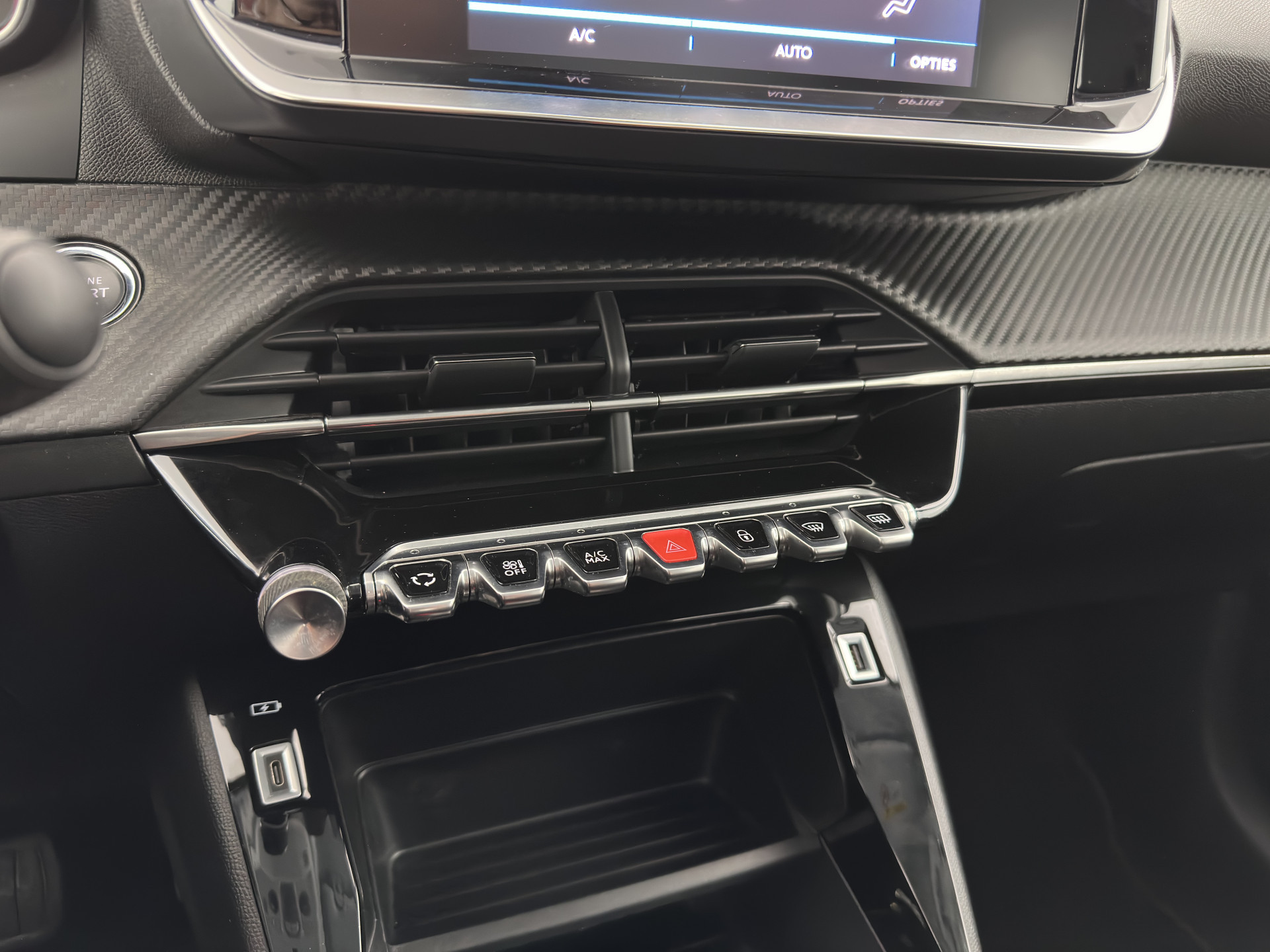 Hoofdafbeelding Peugeot e-208