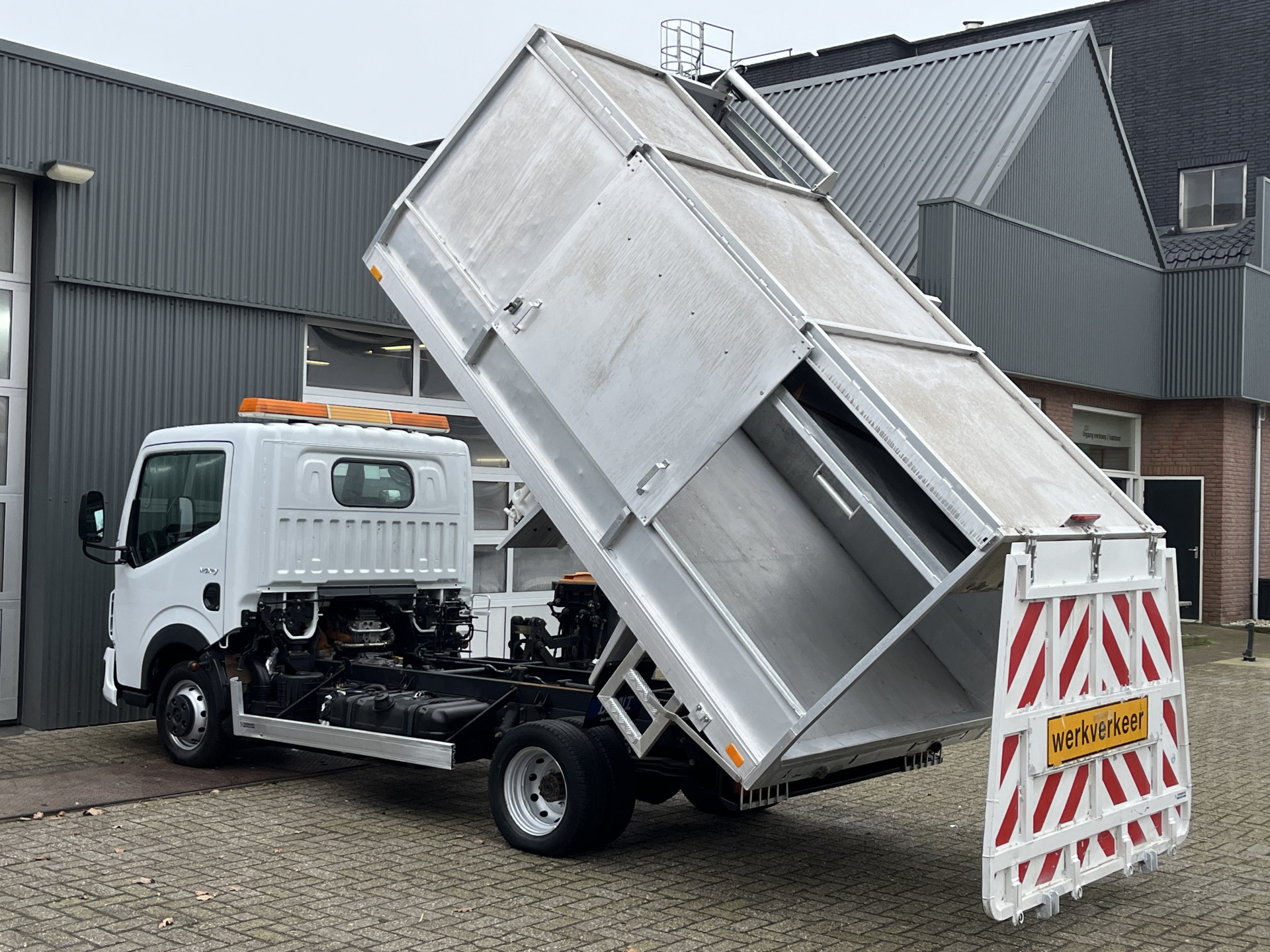 Hoofdafbeelding Renault Maxity