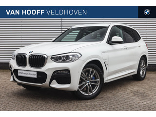 BMW X3 xDrive30e High Executive M Sport Automaat / Sportstoelen / Achteruitrijcamera / LED / Gesture Control / Stoelverwarming / Live Cockpit Professional