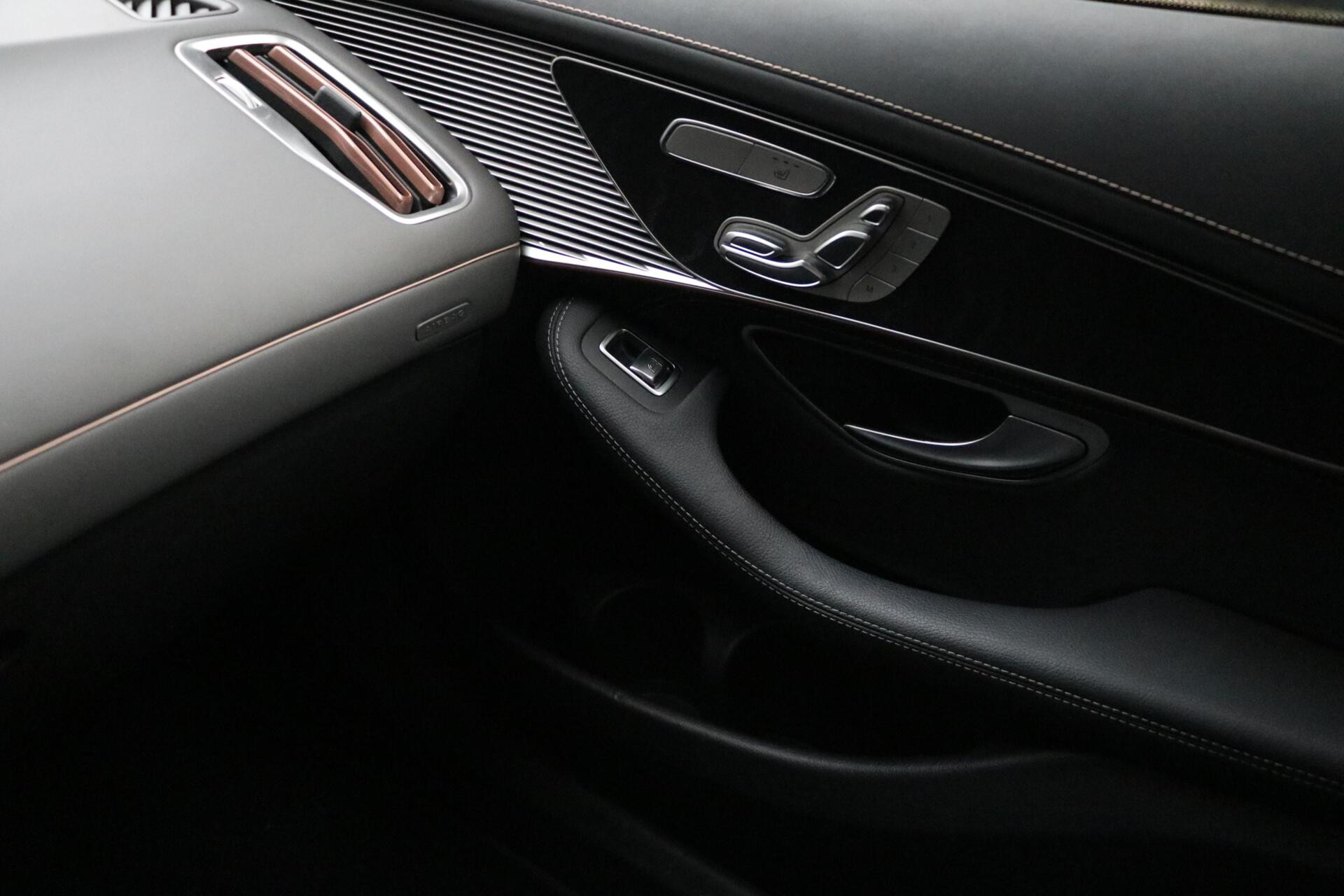 Hoofdafbeelding Mercedes-Benz EQC