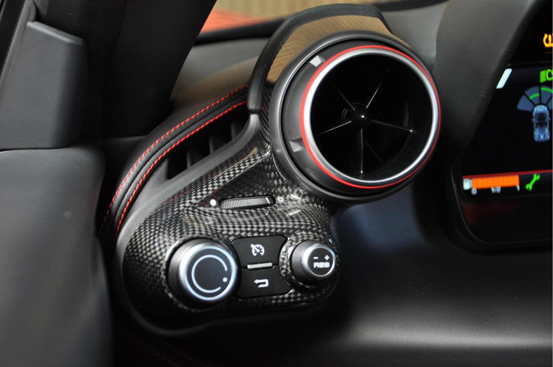 Hoofdafbeelding Ferrari F8 Spider