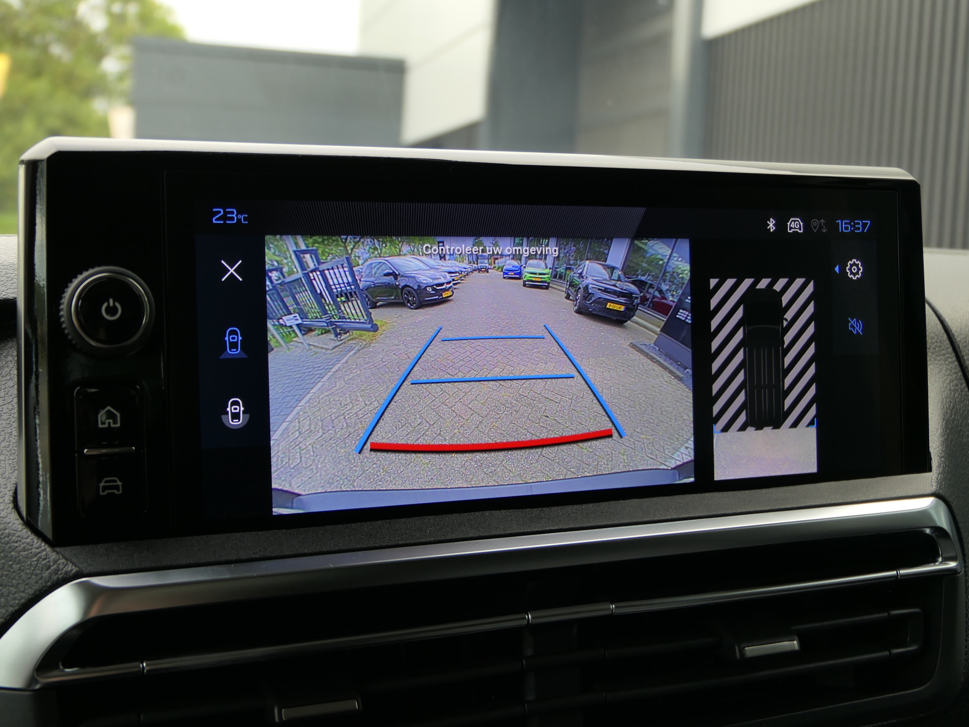 Hoofdafbeelding Peugeot e-Traveller