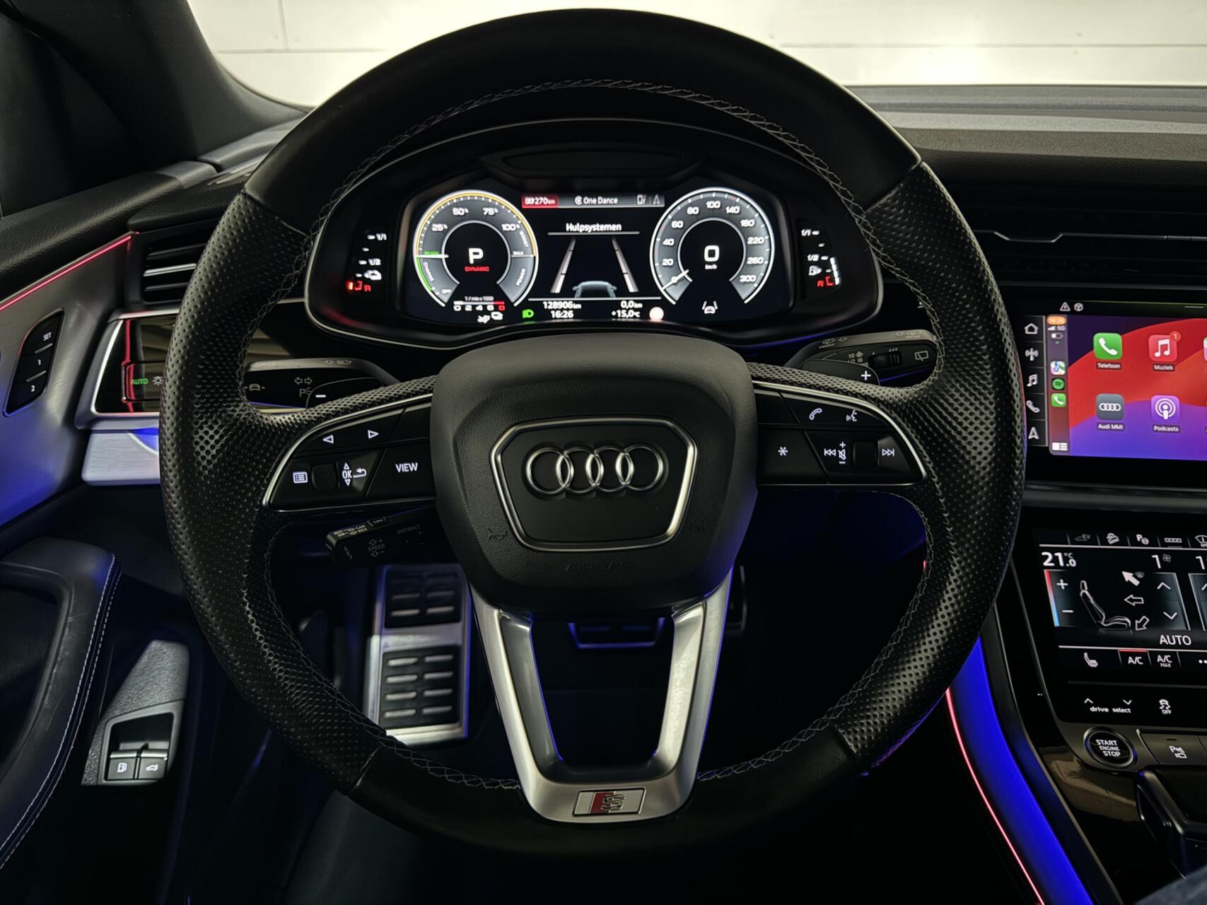 Hoofdafbeelding Audi Q8