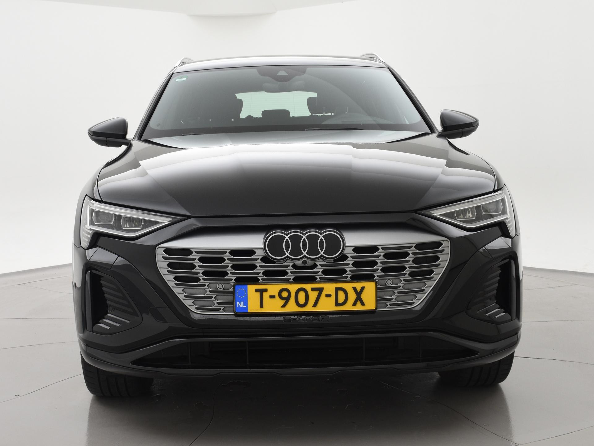 Hoofdafbeelding Audi Q8 e-tron
