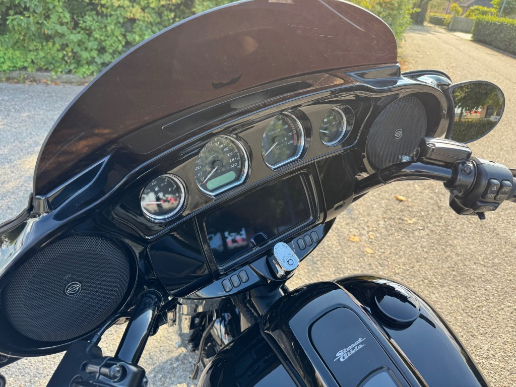 Hoofdafbeelding Harley-Davidson Street Glide