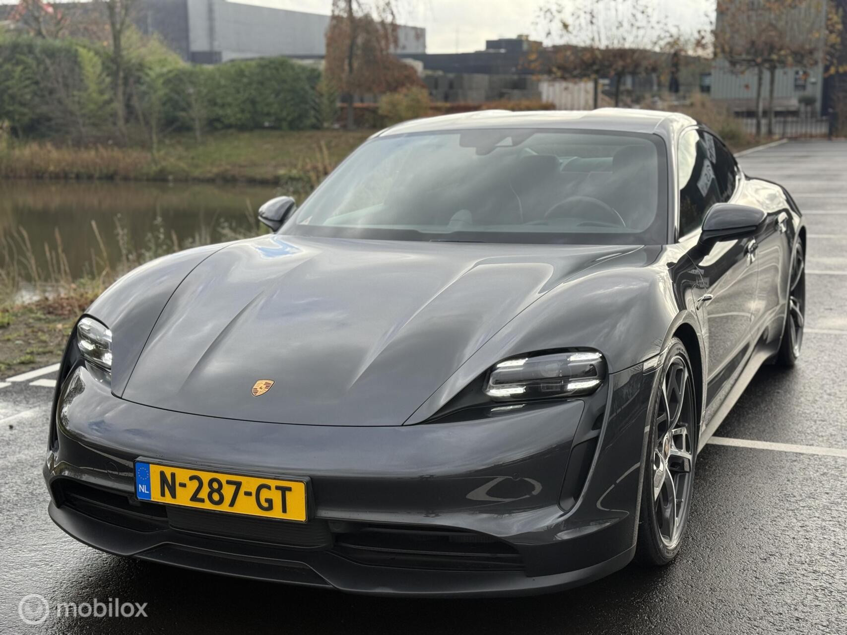 Hoofdafbeelding Porsche Taycan